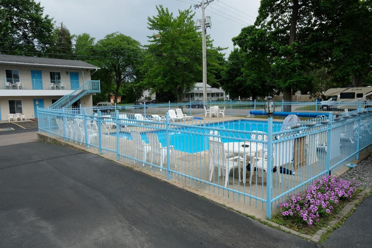 Starlite Motel Wisconsin Dells Extérieur photo