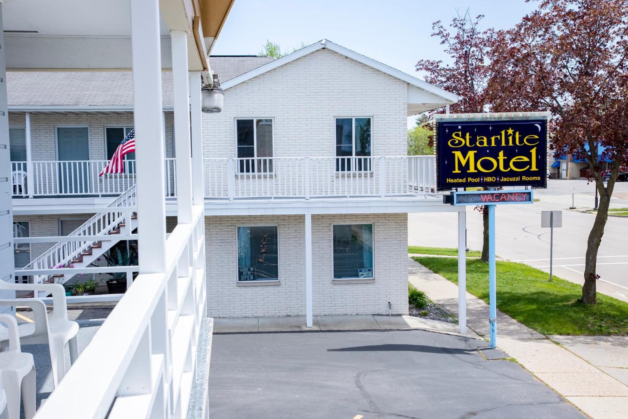 Starlite Motel Wisconsin Dells Extérieur photo