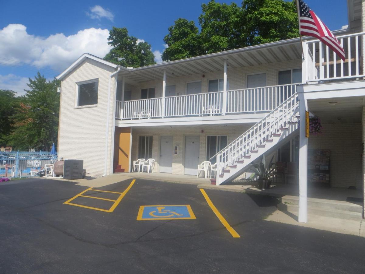 Starlite Motel Wisconsin Dells Extérieur photo